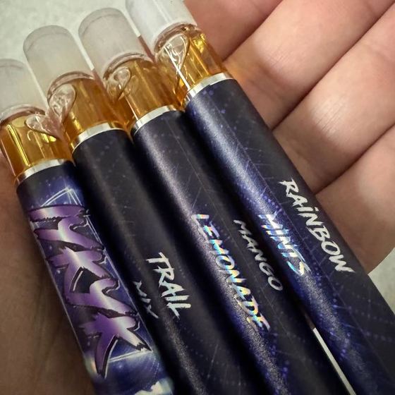 Live hash rosin pens by IYKYK